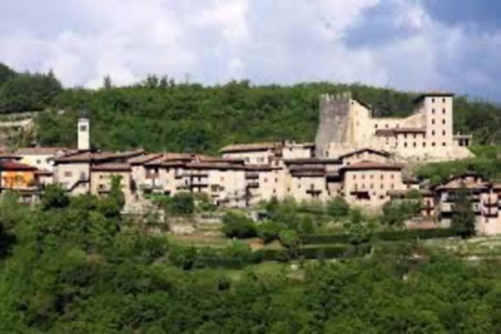 Ca' Berti Appartamento Con Terrazza Ville Del Monte Tenno Exterior photo